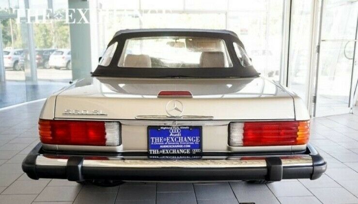 1988 Silver Mercedes-Benz SL-Class Convertible