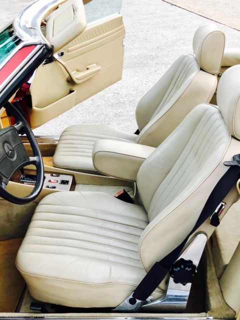 1988 Red Mercedes-Benz SL-Class Convertible