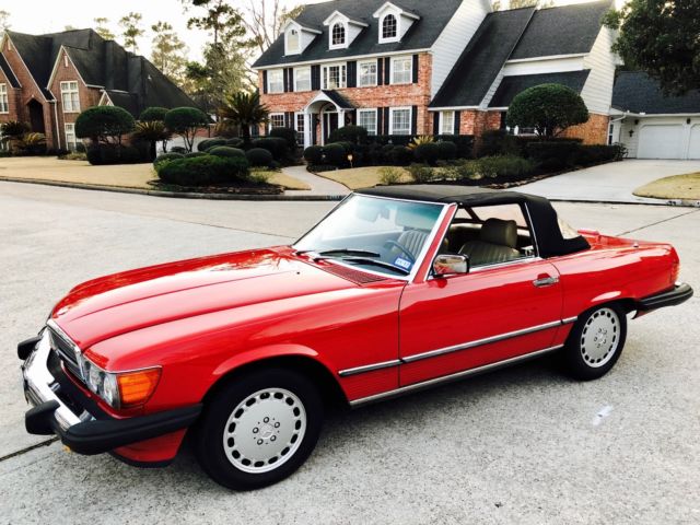 1988 Red Mercedes-Benz SL-Class Convertible