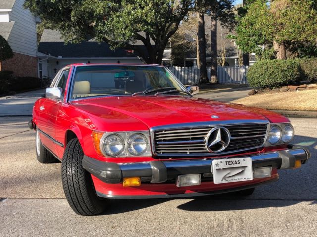 1988 Red Mercedes-Benz SL-Class Convertible
