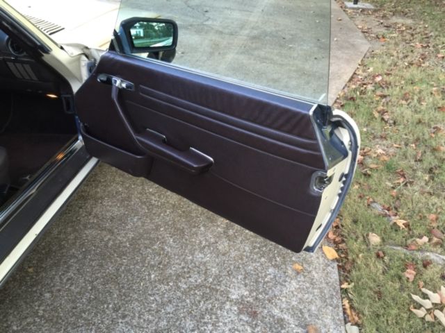 1988 Beige Mercedes-Benz SL-Class Convertible