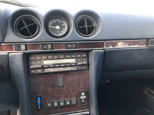 1988 Silver grey Mercedes-Benz SL-Class Convertible