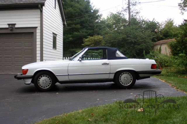 1988 White Mercedes-Benz SL-Class Convertible