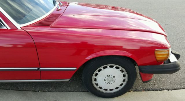 1988 Red Mercedes-Benz SL-Class Convertible