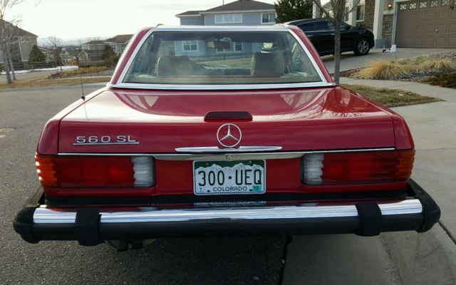 1988 Red Mercedes-Benz SL-Class Convertible