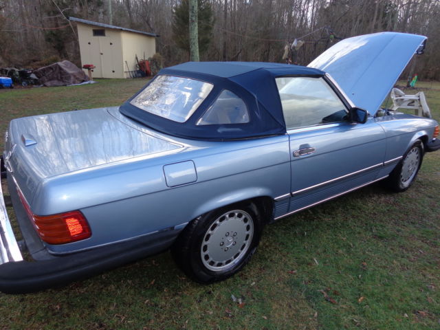 1988 Blue Mercedes-Benz SL-Class Convertable