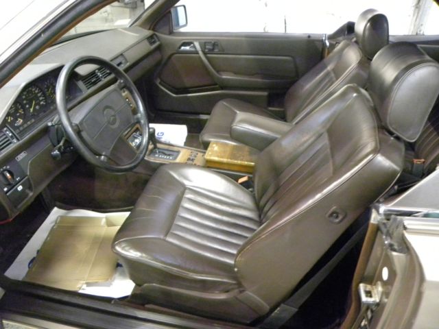 1988 Brown Mercedes-Benz C-Class Coupe