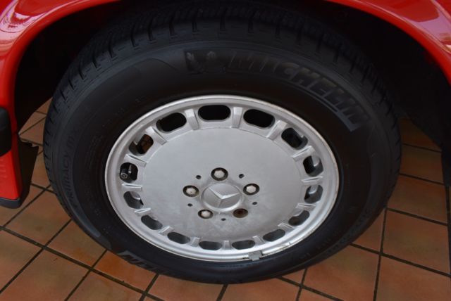 1988 Mercedes-Benz SL-Class