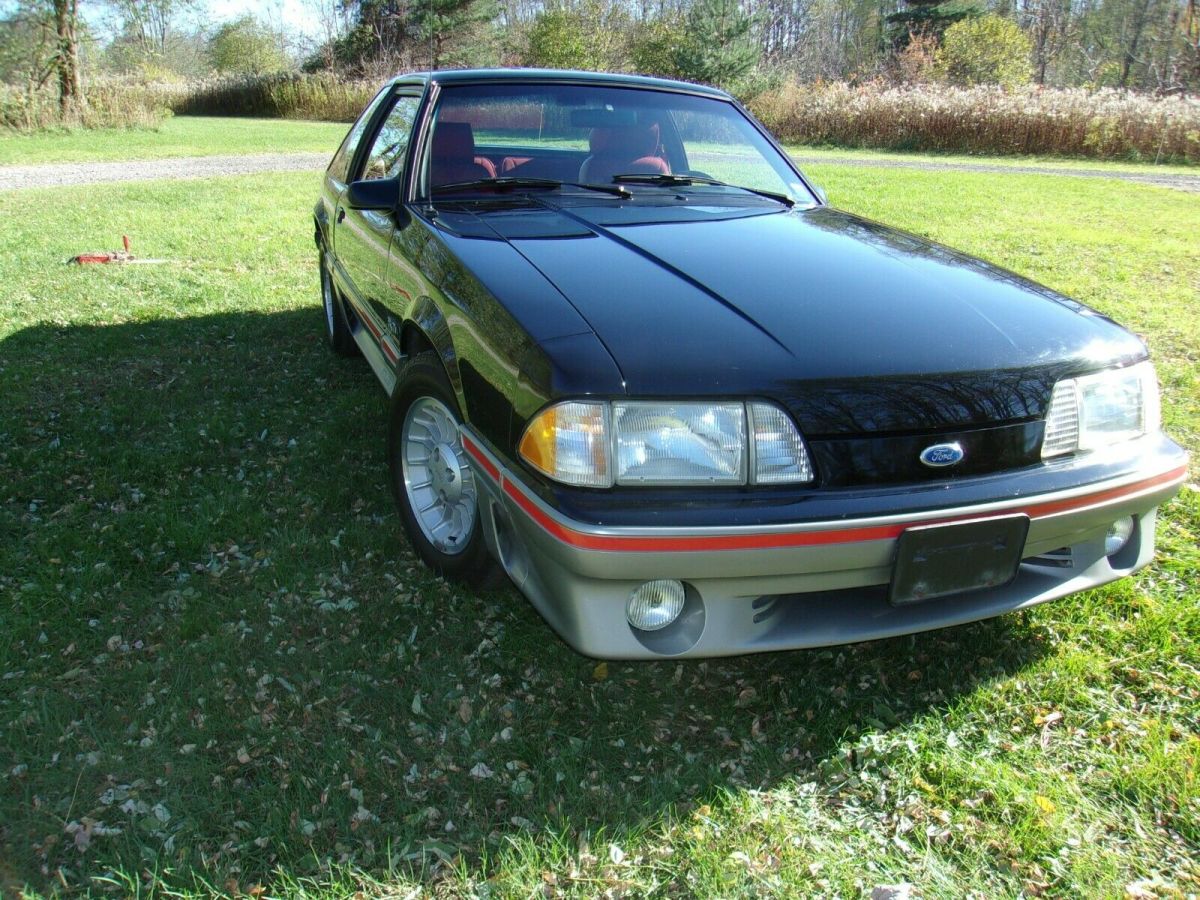 1988 Ford Mustang Fastback