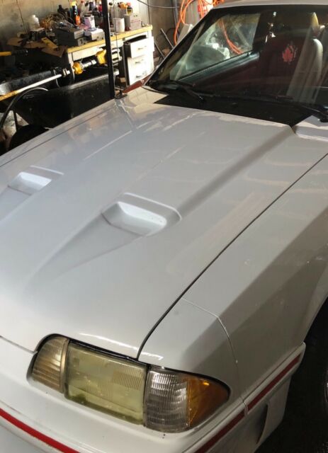 1988 White Ford Mustang Coupe