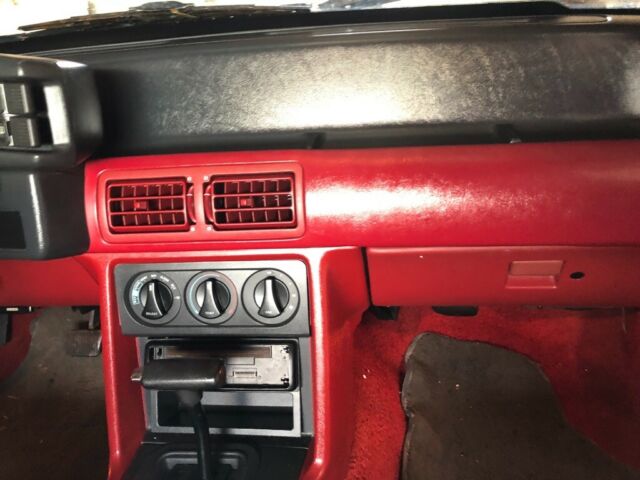 1988 White Ford Mustang Coupe