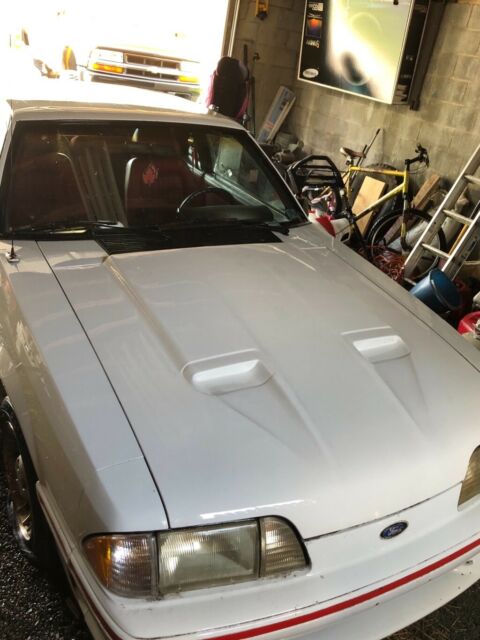 1988 White Ford Mustang Coupe