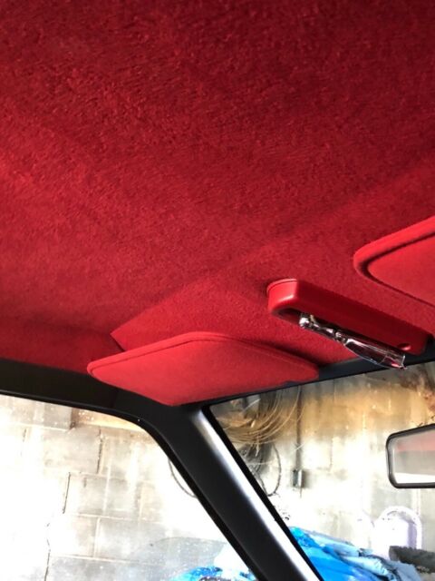 1988 White Ford Mustang Coupe