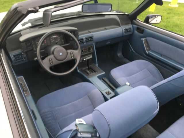 1988 Ford Mustang Convertible