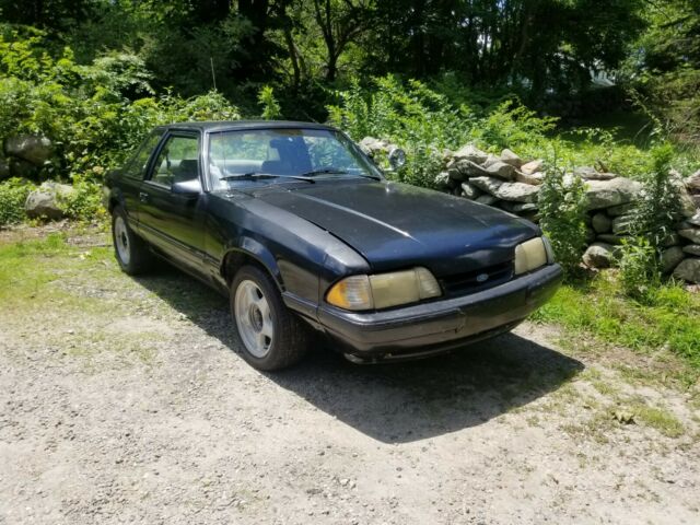 1988 Ford Mustang