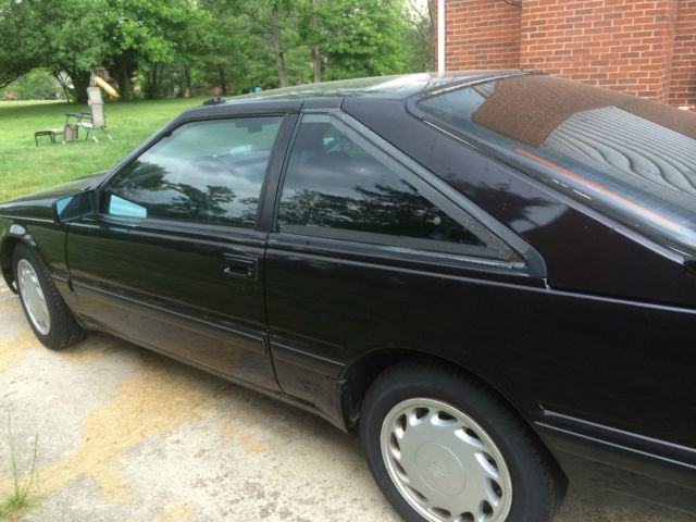1988 Black Cherry Nissan 200SX Hatchback