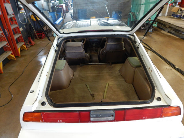 1988 White Nissan 300ZX Coupe