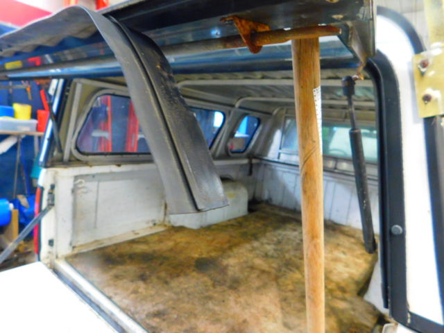 1988 White Nissan Other Pickups Crew Cab Pickup