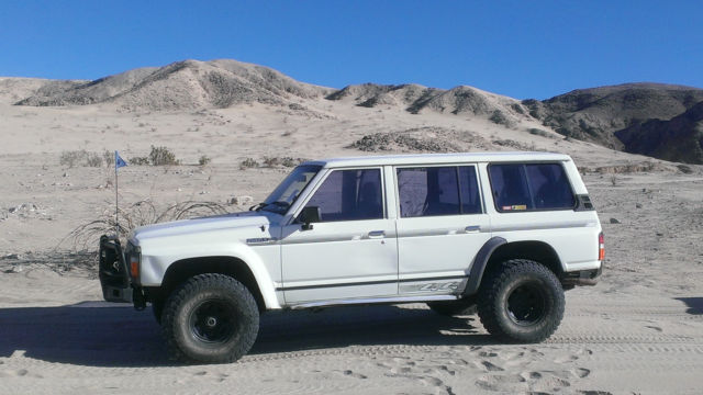 1980 White Nissan Other SUV