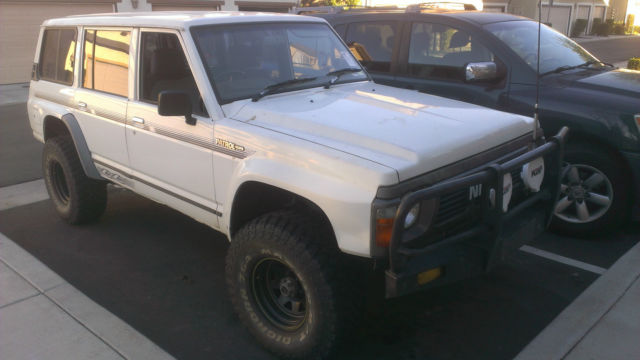 1980 White Nissan Other SUV