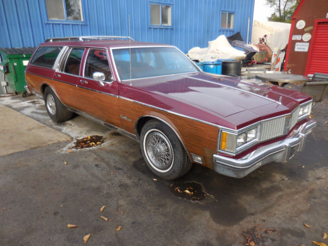 1988 Burgundy Oldsmobile Custom Cruiser Wagon