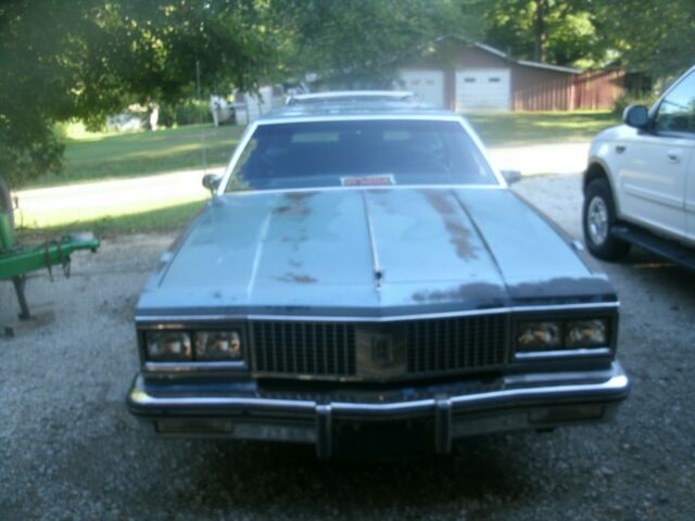 1988 Blue Oldsmobile Custom Cruiser Wagon