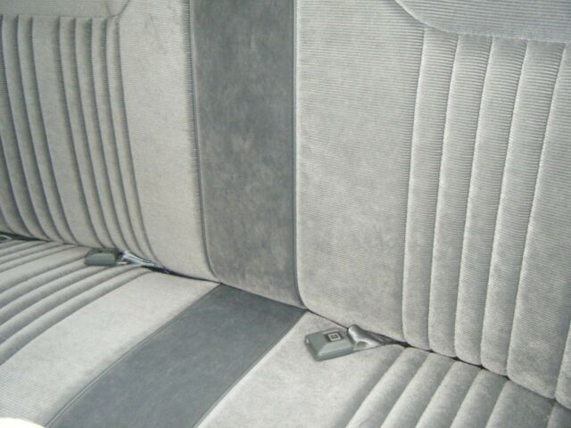 1988 Silver Oldsmobile Cutlass Coupe