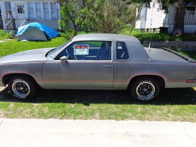 1988 Gray Oldsmobile Cutlass Coupe