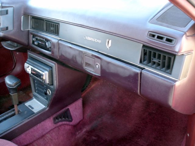 1988 Burgundy Oldsmobile Cutlass Coupe