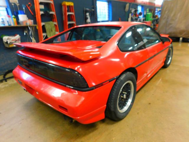1988 Red Pontiac Fiero Coupe