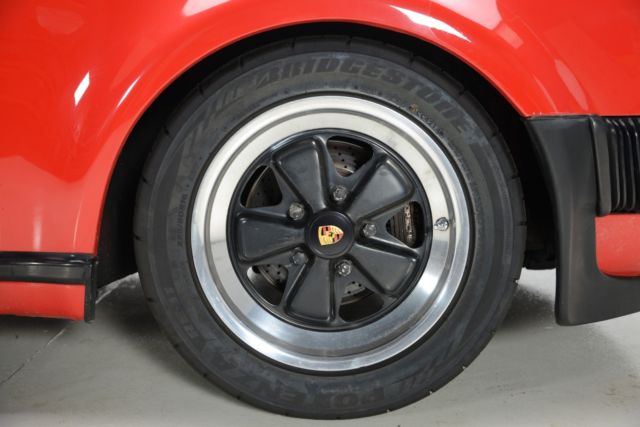 1988 Red Porsche 911 --