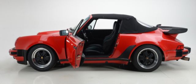 1988 Red Porsche 911 --