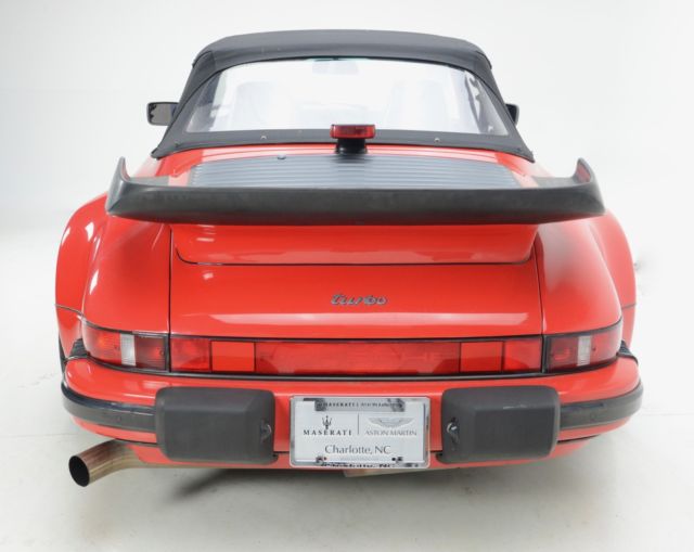 1988 Red Porsche 911 --