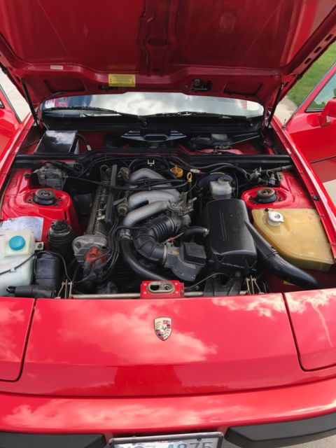 1988 Guards Red Porsche 924 Coupe