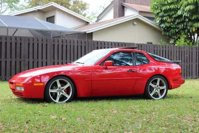 1988 Red Porsche 944 Coupe