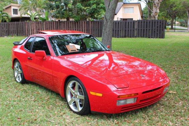 1988 Red Porsche 944 Coupe