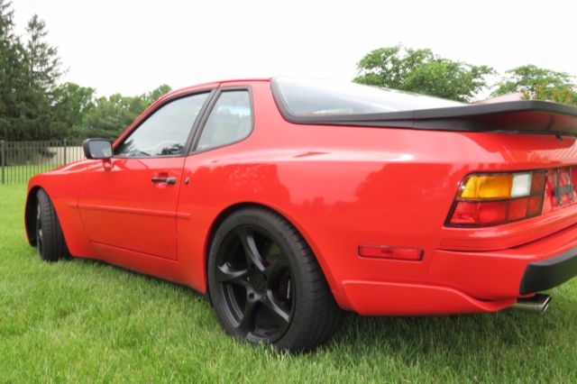 1988 Guards Red Porsche 944 Coupe