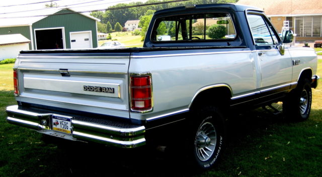 1988 Silver/Blue Metallic Dodge Power Wagon Pick-up