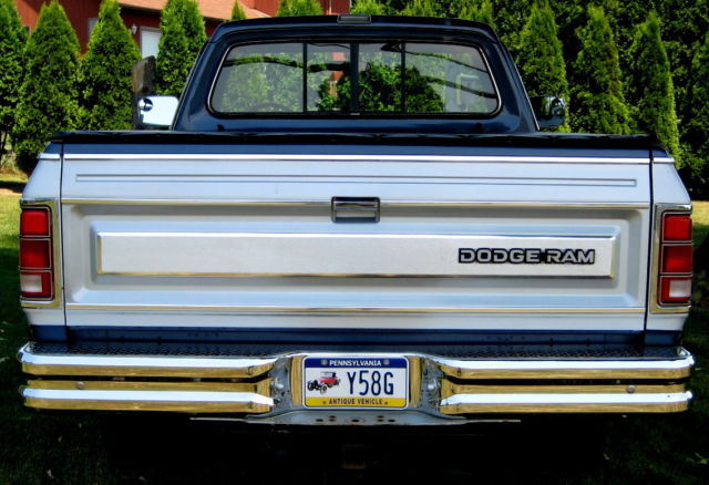 1988 Silver/Blue Metallic Dodge Power Wagon Pick-up