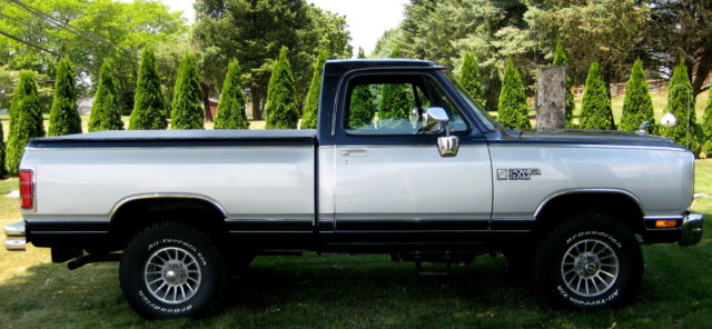 1988 Silver/Blue Metallic Dodge Power Wagon Pick-up
