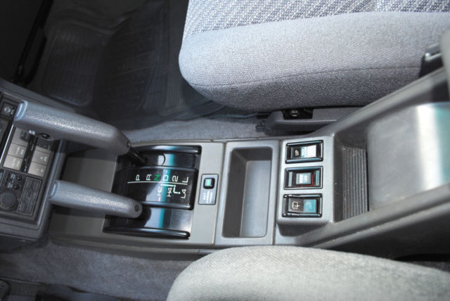 1988 White (033) Toyota 4Runner SUV