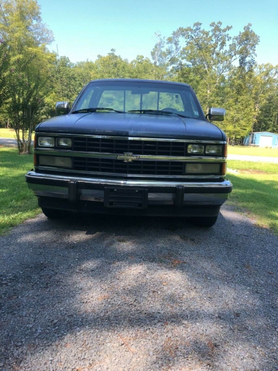 1988 Blue Chevrolet Silverado 1500 Standard Cab Pickup