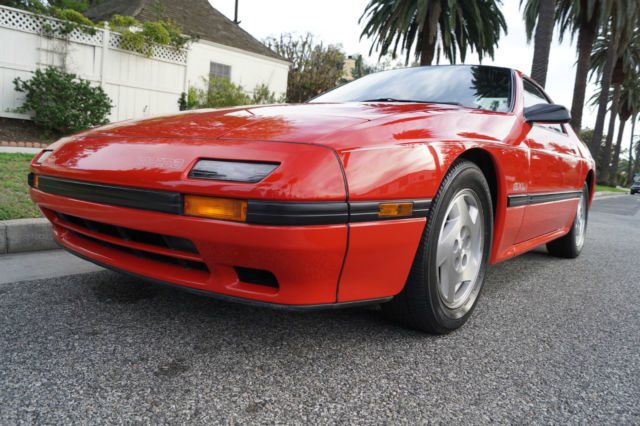 1988 Red Mazda RX-7 Coupe