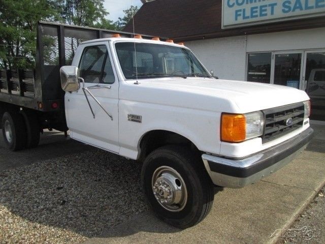 1988 White Ford F-350 Pickup Truck