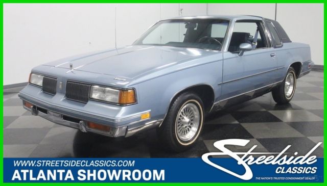 1988 Blue Oldsmobile Cutlass