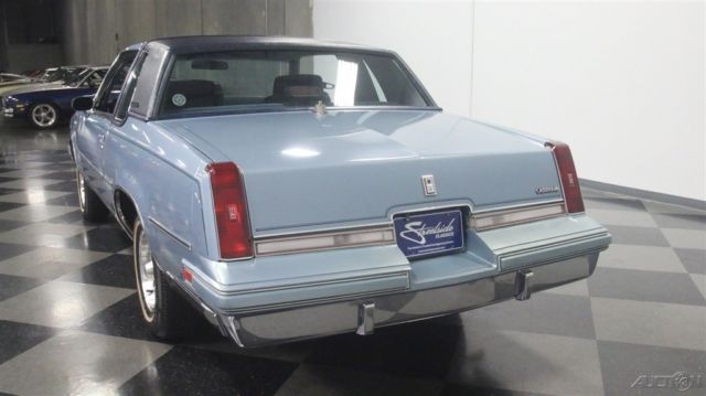 1988 Blue Oldsmobile Cutlass