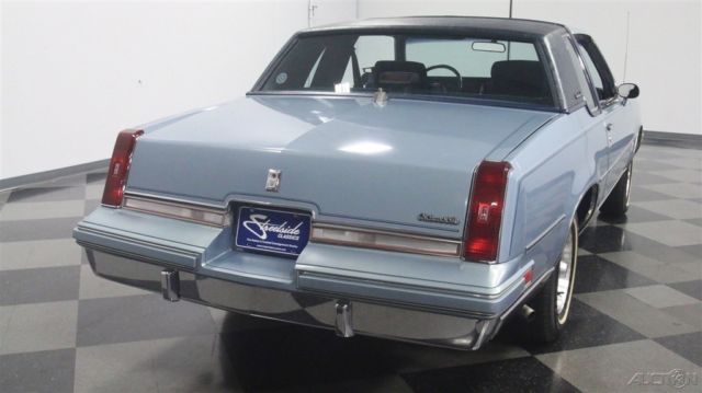 1988 Blue Oldsmobile Cutlass