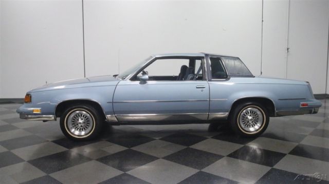 1988 Blue Oldsmobile Cutlass