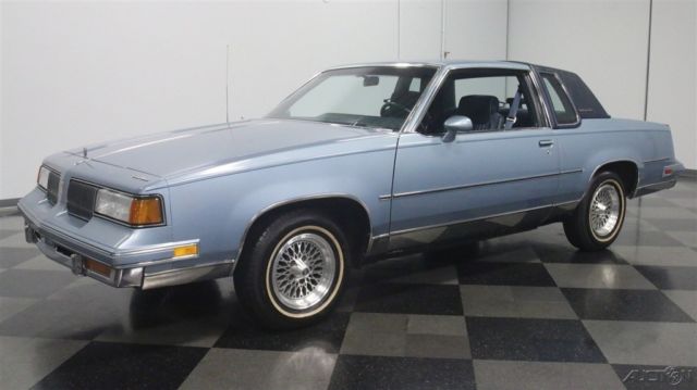 1988 Blue Oldsmobile Cutlass