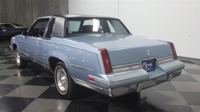 1988 Blue Oldsmobile Cutlass